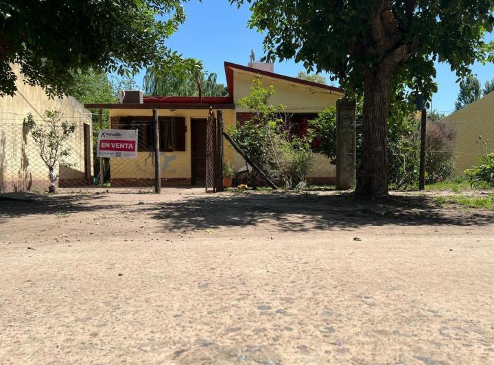 Casa · 600m² · 3 Ambientes