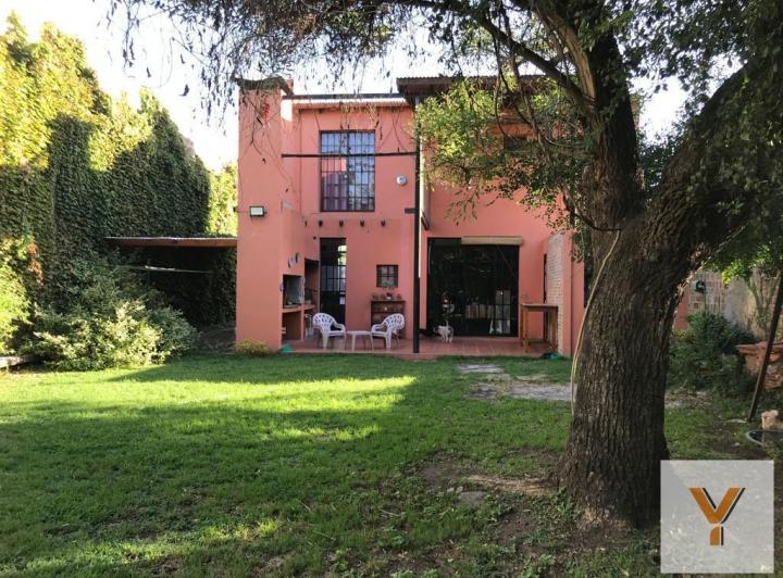 Casa · 170m² · 6 Ambientes