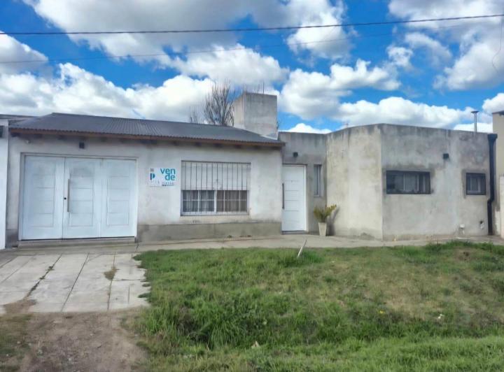 Casa · 140m² · 5 Ambientes · 1 Cochera
