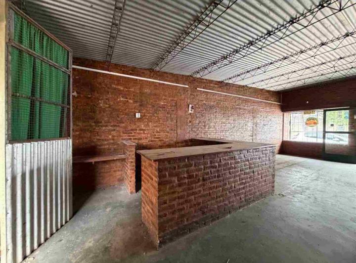Local comercial · 120m²