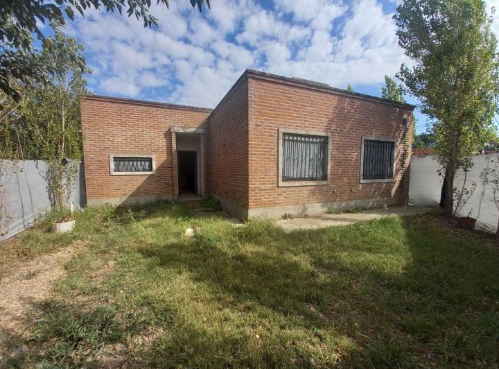Casa · 81m² · 4 Ambientes