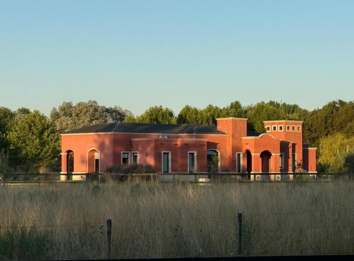 Campo · 30000m² · 6 Ambientes