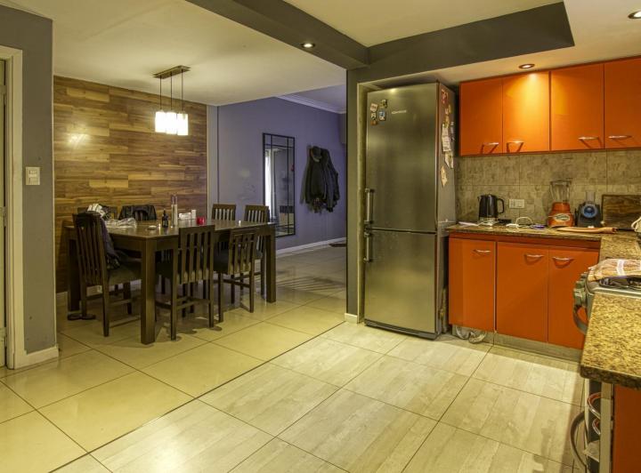 Casa · 180m² · 4 Ambientes · 1 Cochera