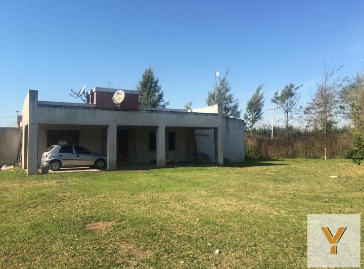Casa · 120m² · 3 Ambientes · 2 Cocheras