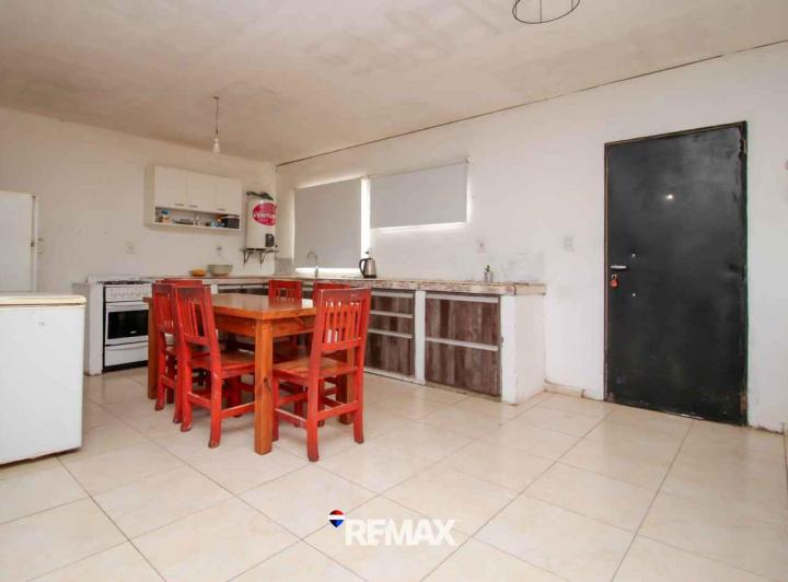 Casa · 90m² · 4 Ambientes · 1 Cochera