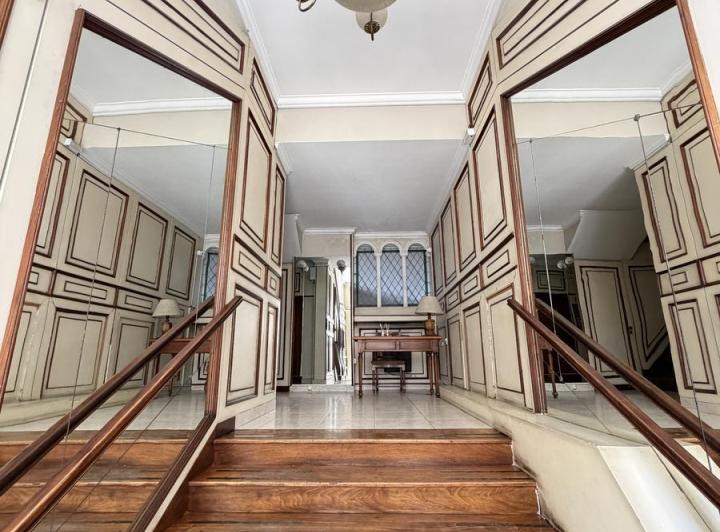Departamento · 105m² · 6 Ambientes