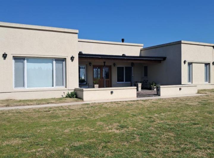 Casa · 175m² · 4 Ambientes