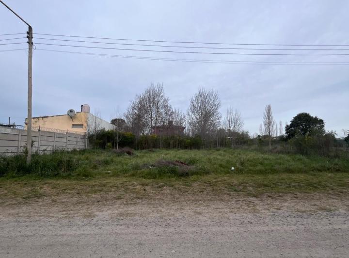 Terreno · 699m²