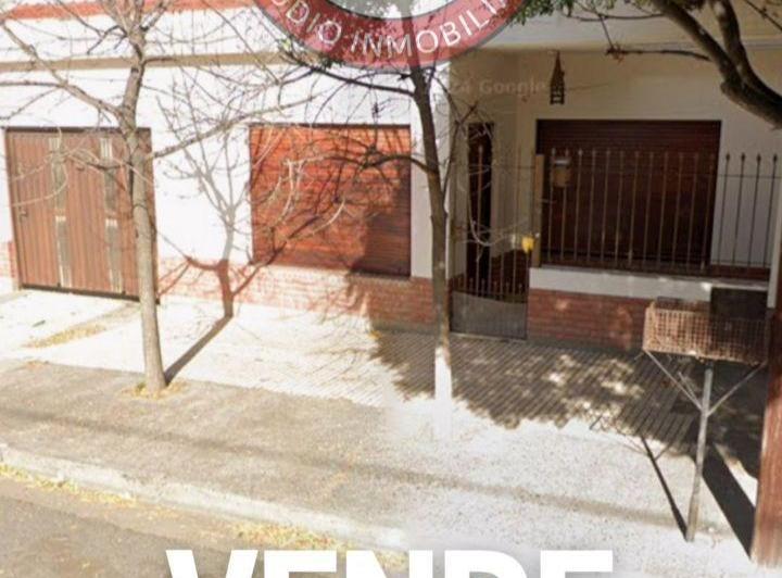Casa · 140m² · 5 Ambientes · 1 Cochera