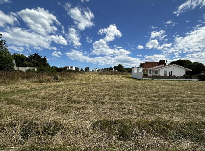 Terreno · 392m²
