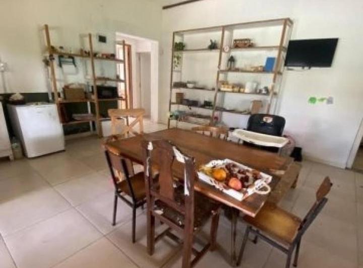 Casa · 220m² · 6 Ambientes