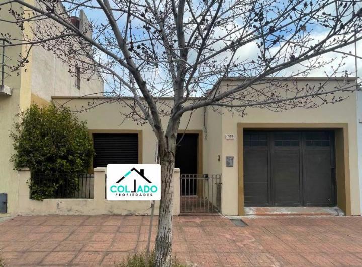 Casa · 90m² · 4 Ambientes · 1 Cochera