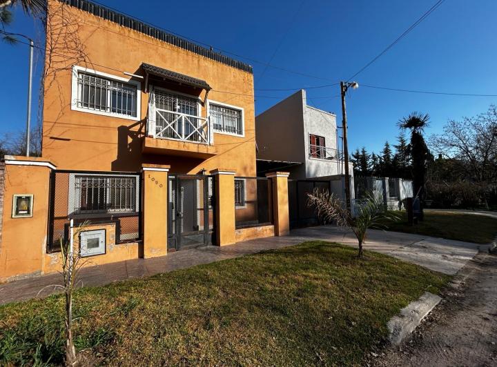 Casa · 190m² · 6 Ambientes