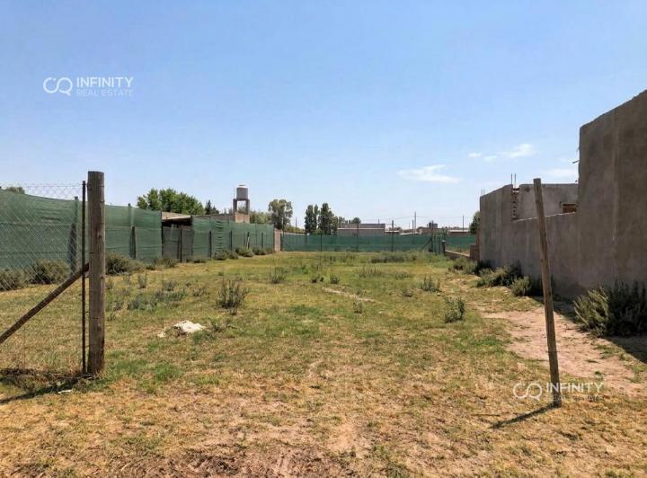 Terreno · 680m²