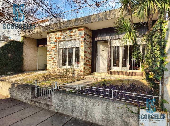 Casa · 187m² · 5 Ambientes · 1 Cochera