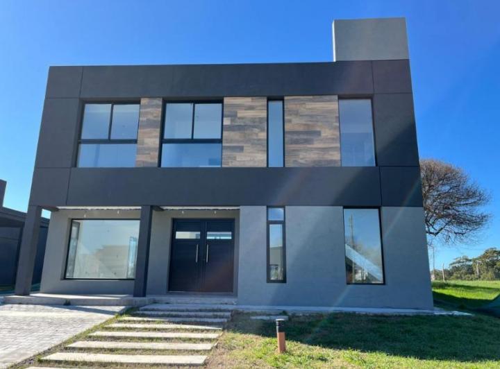 Casa · 150m² · 4 Ambientes