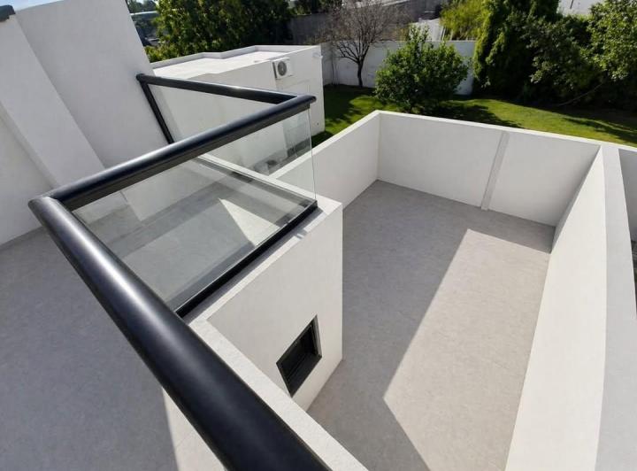 Casa · 110m² · 4 Ambientes · 1 Cochera