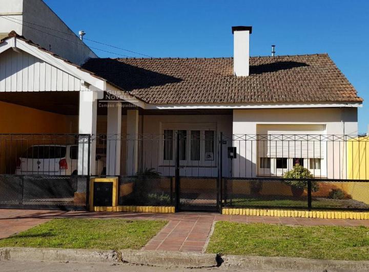 Casa · 126m² · 4 Ambientes · 1 Cochera