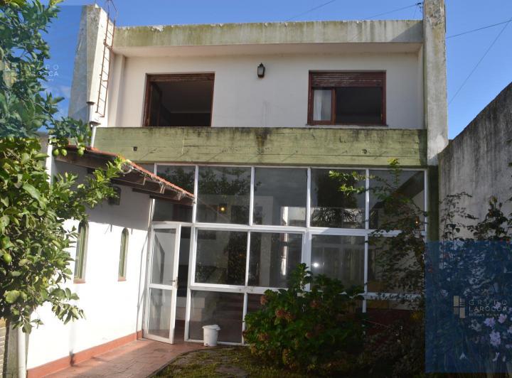 Casa · 287m² · 7 Ambientes