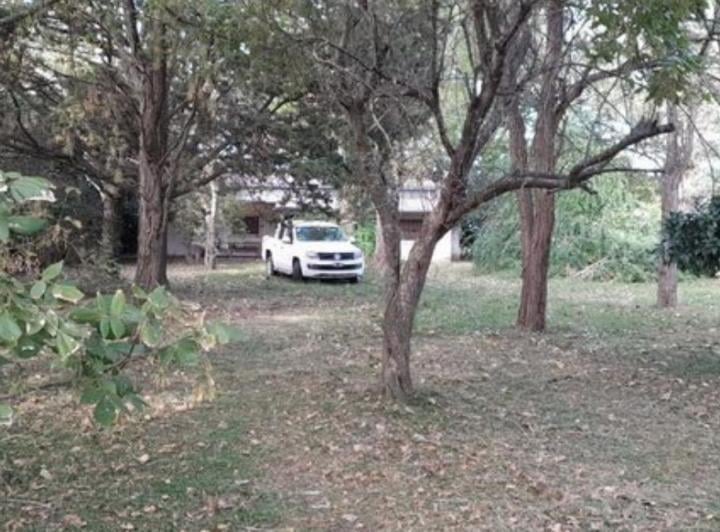 Campo · 290m² · 6 Ambientes · 2 Cocheras
