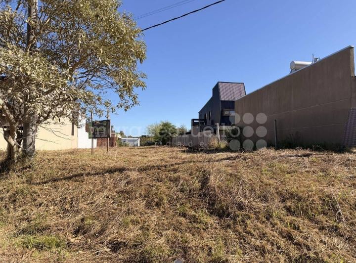Terreno · 780m²