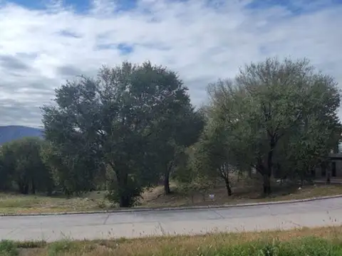 Venta lote en country altos de carlos paz