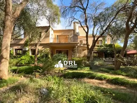 El bosque, country. casa en venta.