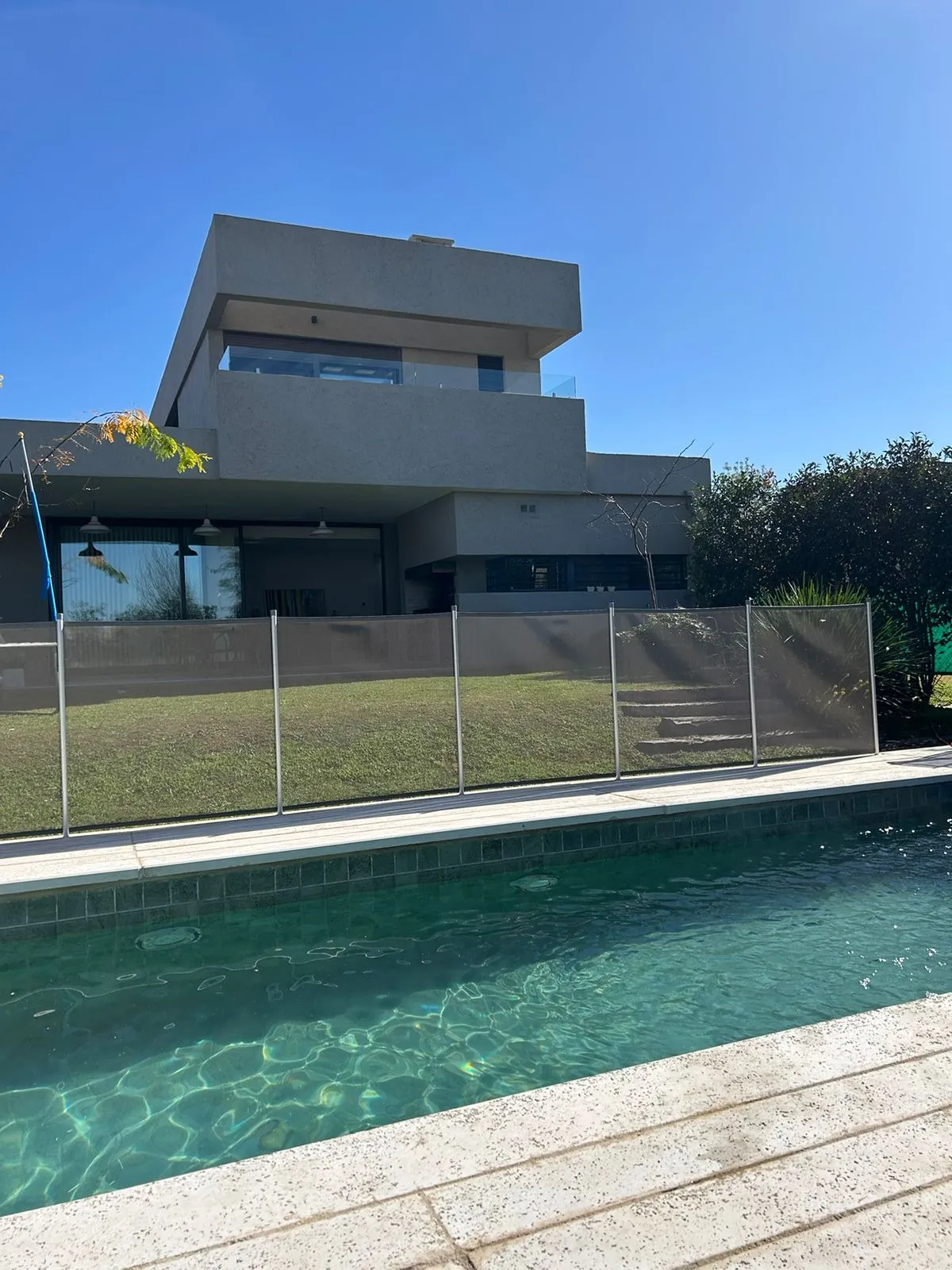 Vendo Casa de 4 dormitorios en Las Cañitas Barrio Privado