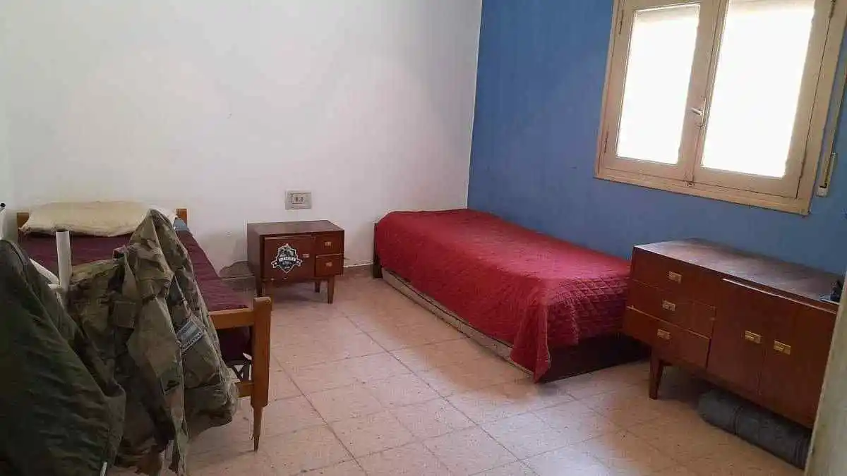 Casa a reciclar en Barrio Juniors