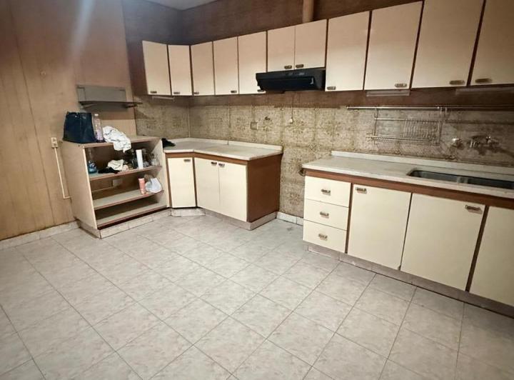 Casa · 259m² · 3 Dormitorios · 2 Cocheras