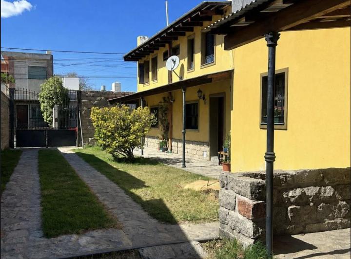Departamento · 42m² · 2 Ambientes · 1 Cochera