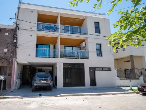 Departamento de 1 dormitorio y patio