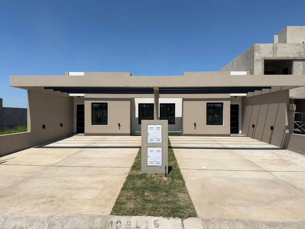 VENTA A ESTRE 2 DORM EN UNA PLANT Y PILE BARRIO DOCTA PARQUE