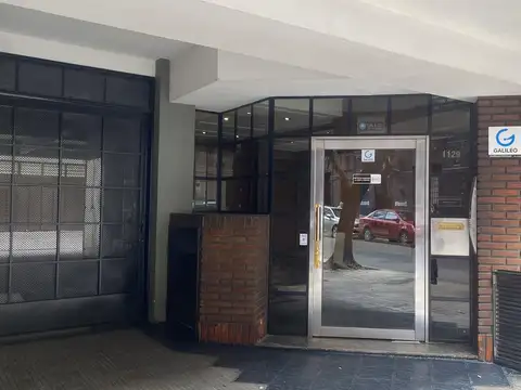 Departamento dos dormitorios balcón centro