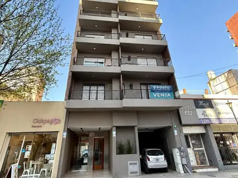 Venta | monoambiente   patio exclusivo | zona medicina - cafferata 841