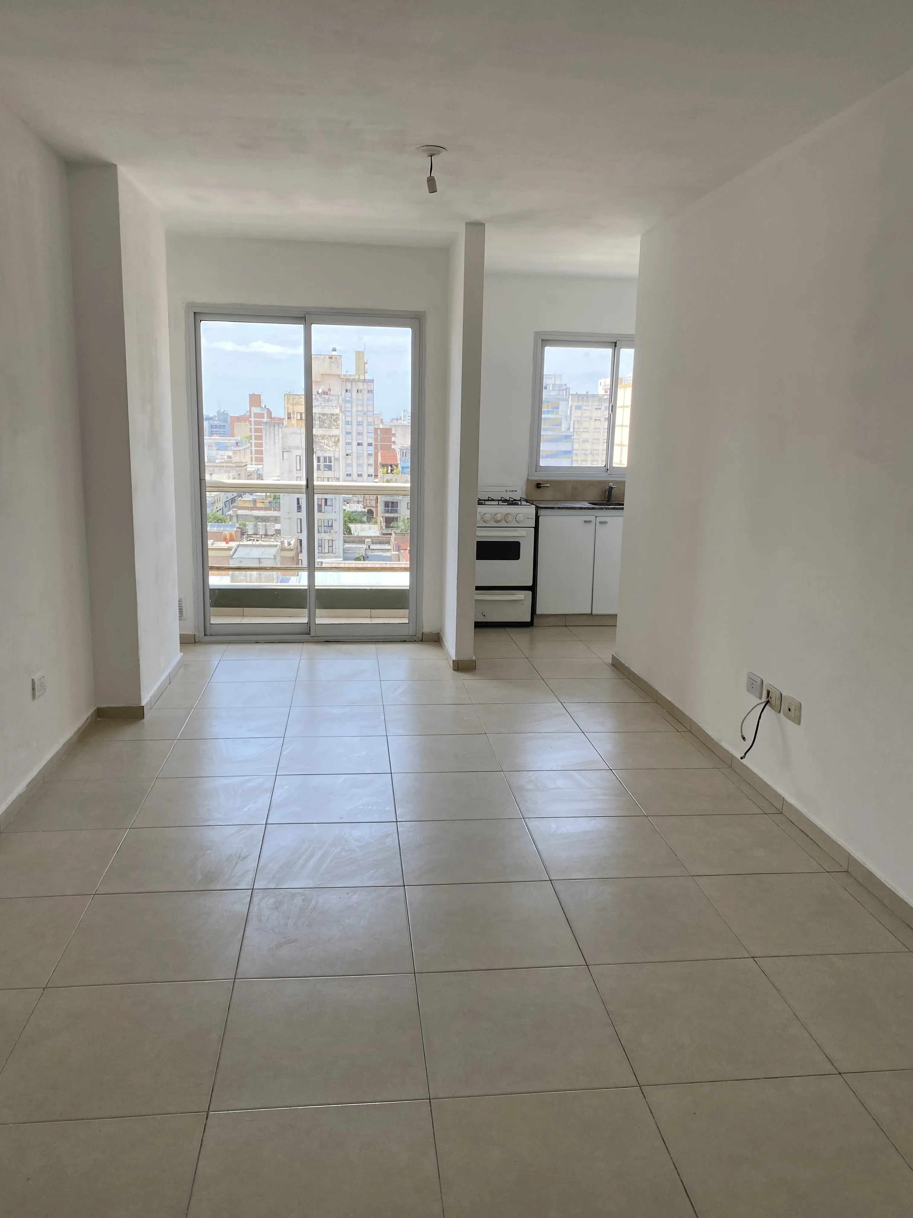 Vendo Dpto.1 Dorm. Balcon en El Living y Otro en Dorm. - Zona Plaza Colon