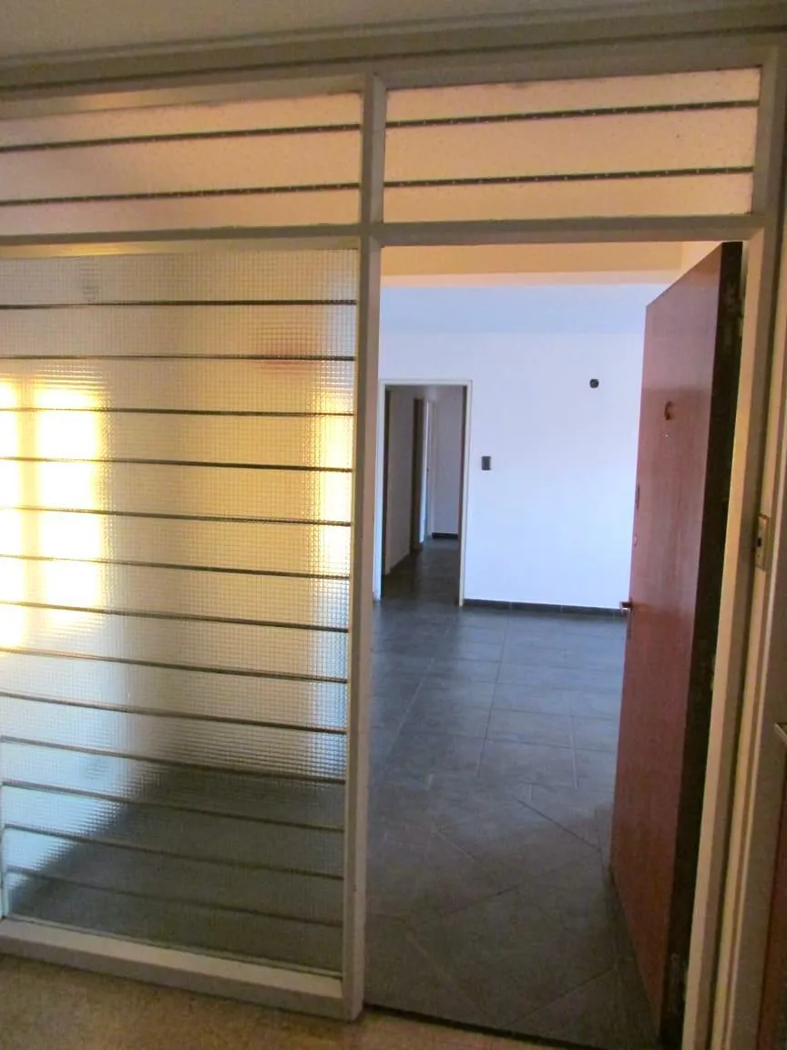 Venta Depto 3 Dorm  90 m  Piso Alto  Luminoso  Av. Colón