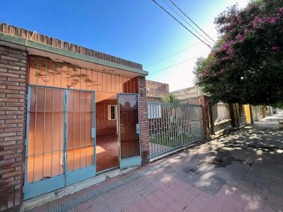 ¡CASA EN VENTA 3 DORMI ALTA CORDOBA! OPORTUNIDAD