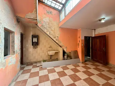 Venta ph 3 amb parque chacabuco a reciclar terraza