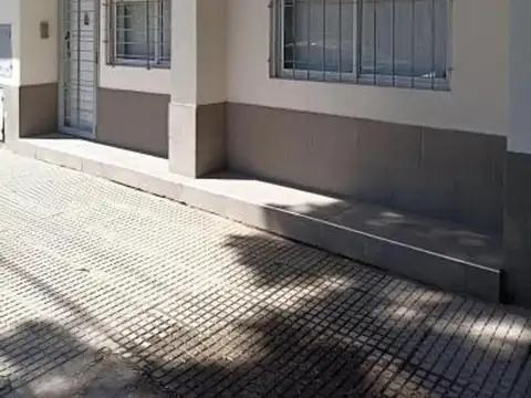 Ph 4 ambientes con patio y terraza en villa del parque
