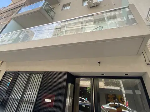 Local mixtura 3, 20 mts tot(aprox), c/ baño,exc. ubicación a mts de av. corrientes