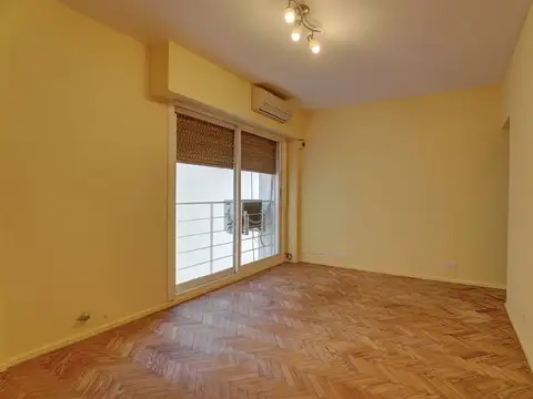 Venta monoambiente pura luz. boedo