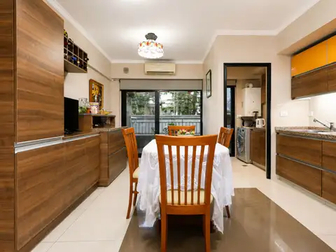 Venta depto 4 amb  balcon frente cochera caballito