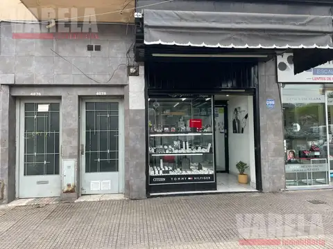 Local en venta ideal deposito doble altura av.eva perón 4800 parque avellaneda u$s 160.000