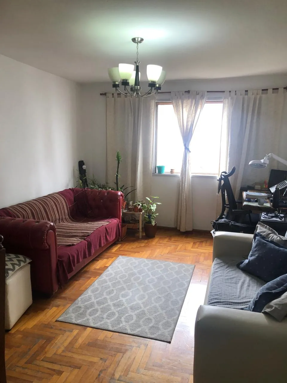 Venta de depto 2 dormitorios Caseros 900