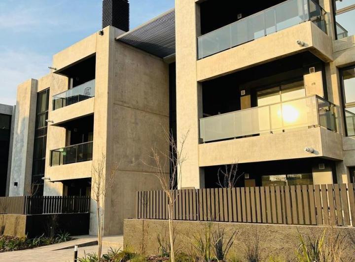 Departamento · 90m² · 4 Ambientes · 1 Cochera