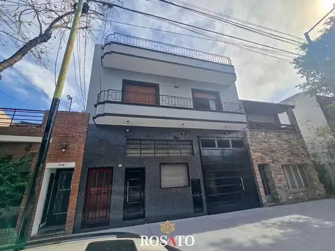 Venta propiedad en block con galpón, local y dos viviendas – villa lugano