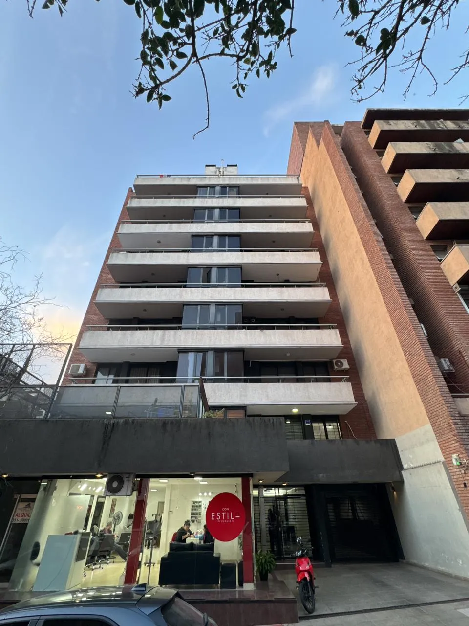 Venta Departamento en Nueva Córdoba 2 Dorm. 2 Baños. Balcón