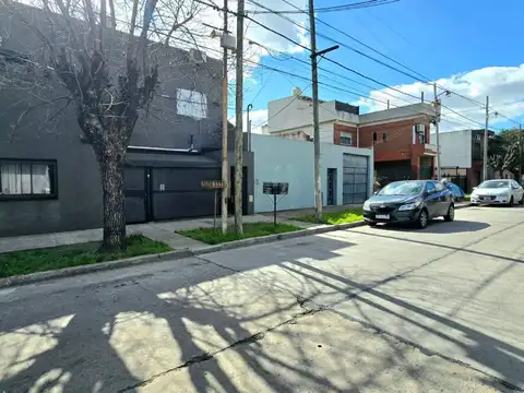 Venta ph 2 ambientes c patio apto credito caseros