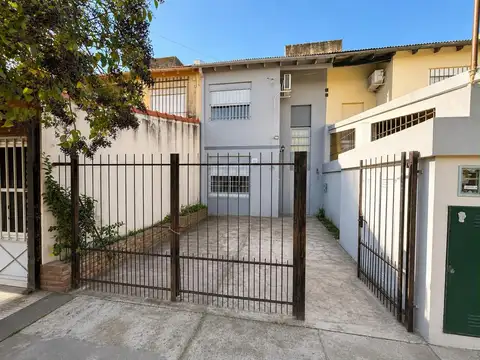Venta duplex 2 dormis, apto credito, san nicolas